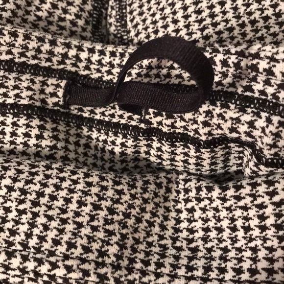 Lululemon houndstooth pattern leggings - Picture 6 of 6